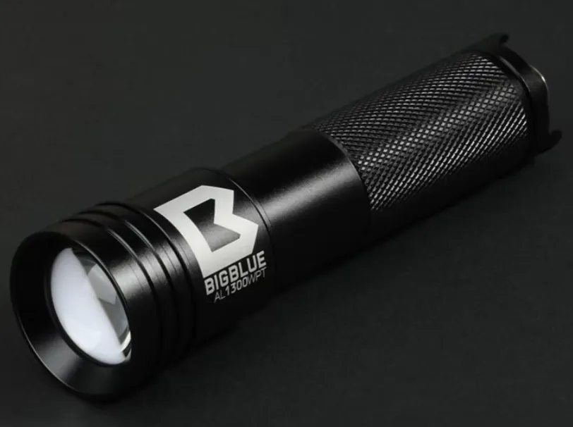 Bigblue AL1300WPT Dive Light with Wide Beam (Tail Switch)