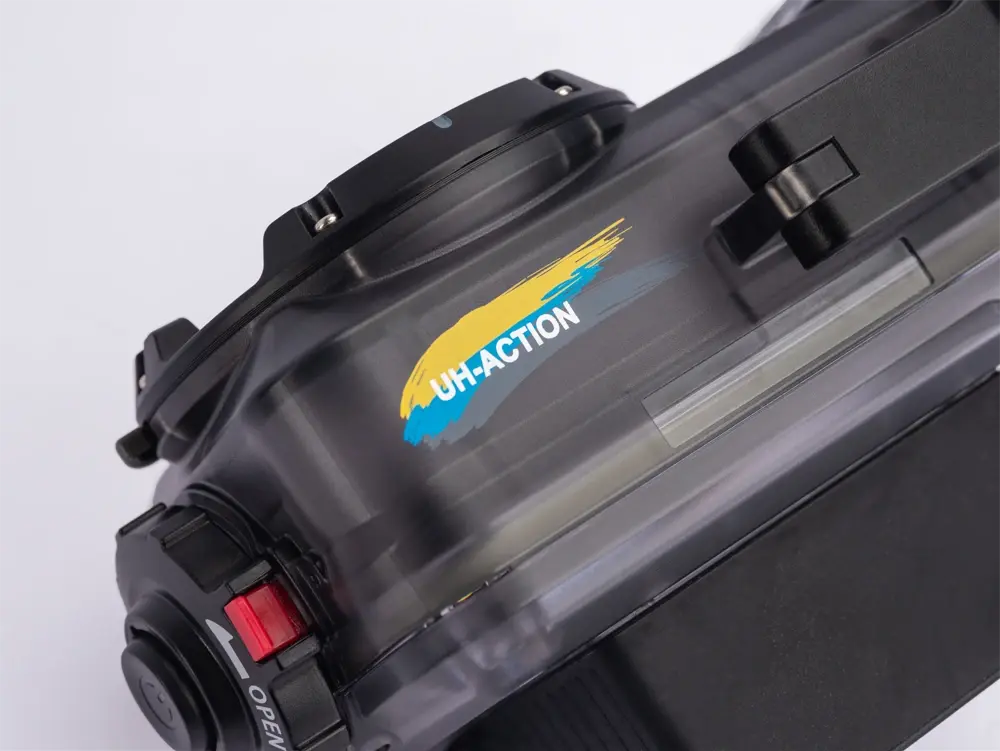 AOI UH-ACT-BLK_Logo.webp