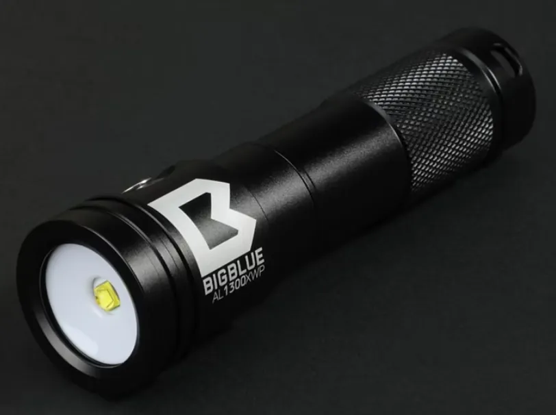 Bigblue AL1300XWP Dive Light with Extra Wide Beam)