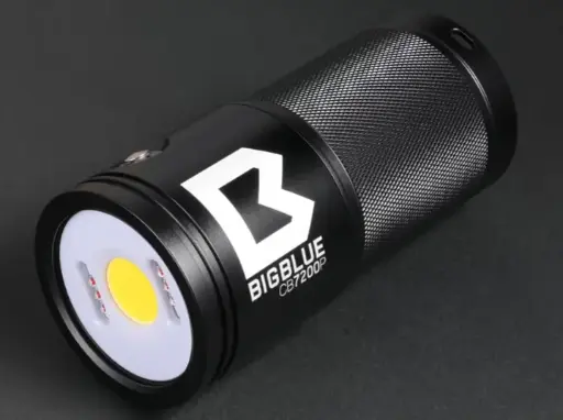 [CB7200P-2026] Bigblue CB7200P Video Light